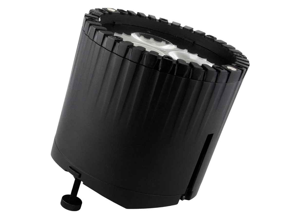 Astera AX5 TriplePar with flood and wallwash filter (BTB)