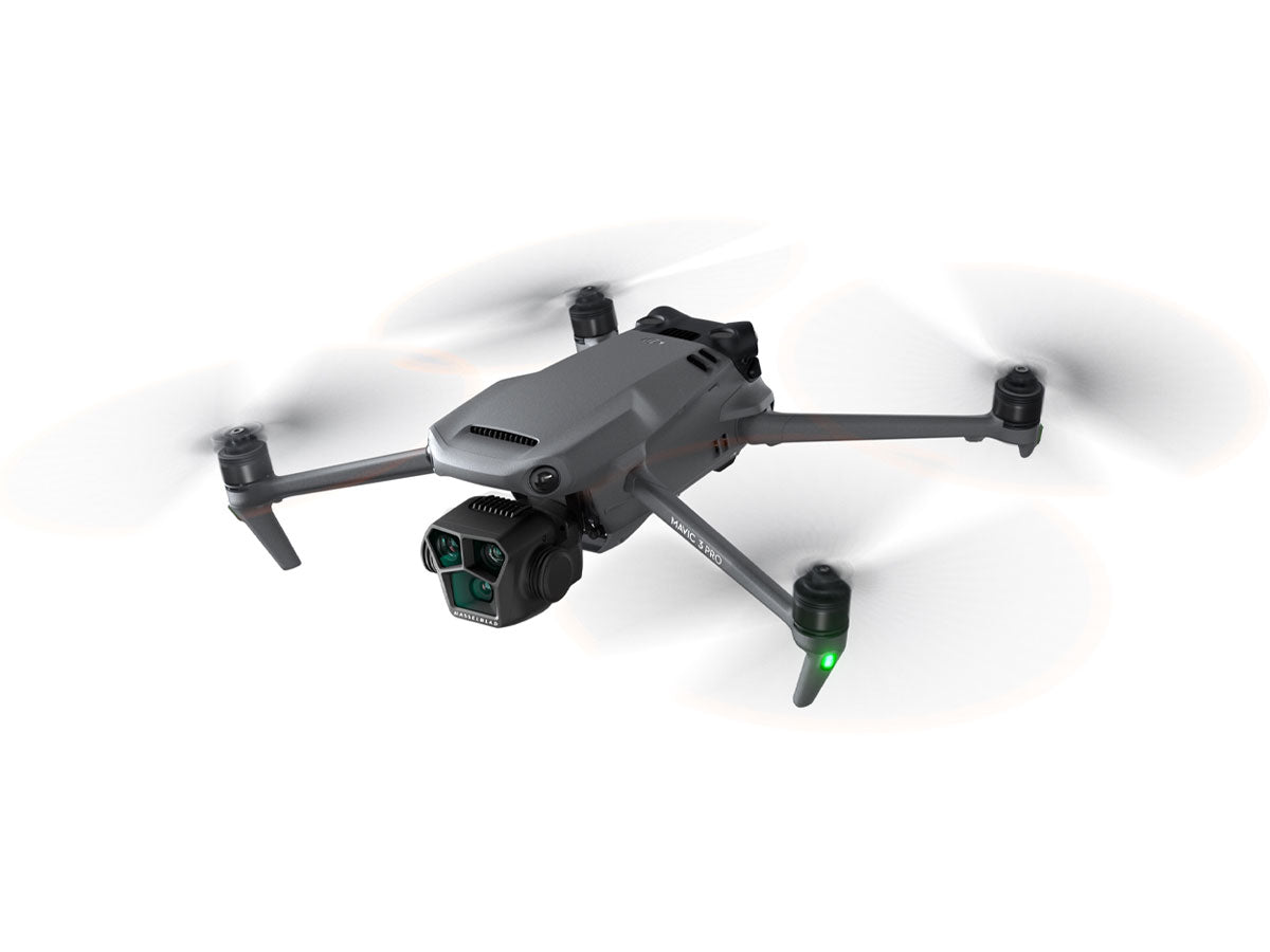 DJI Mavic 3 Pro Fly More Combo (DJI RC)
