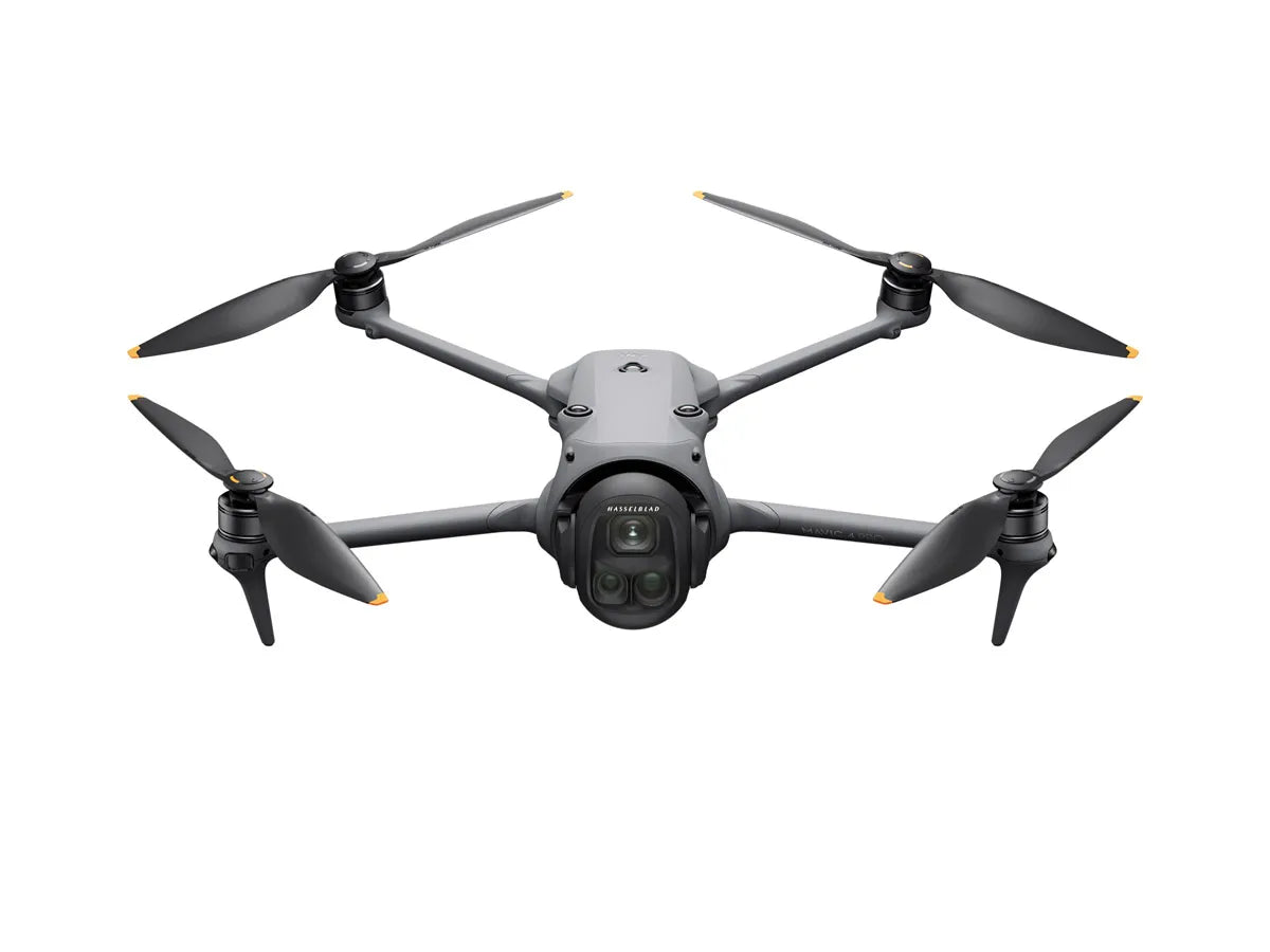 DJI Mavic 4 Pro Fly More Combo
