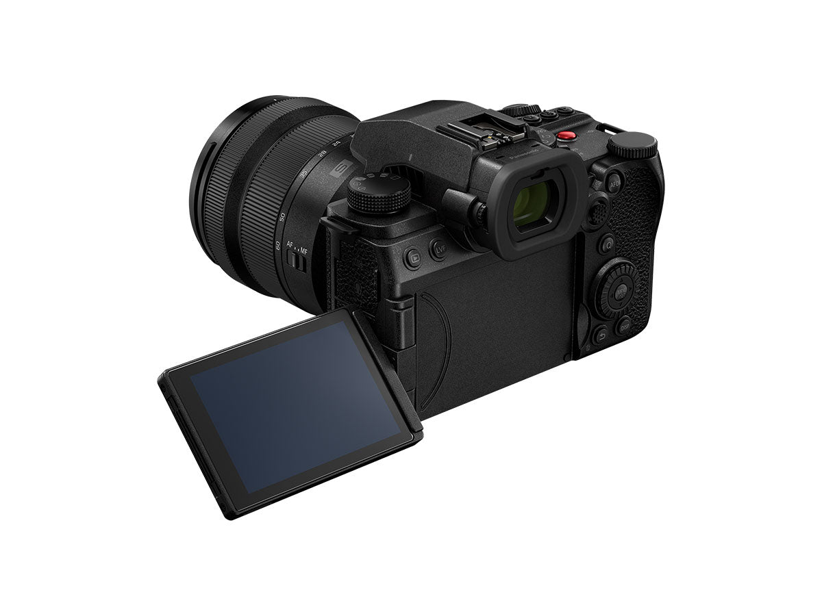 Panasonic LUMIX S5iiX (with Lumix S 20-60mm F3.5-5.6)"