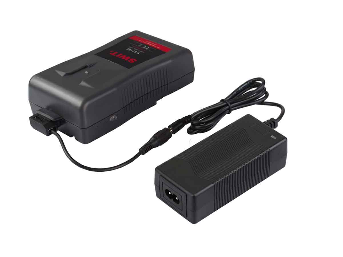 Swit Portable D-Tap Socket Fast Charger PC-U130B