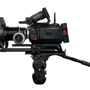 Blackmagic Design URSA Cine 12K + EVF