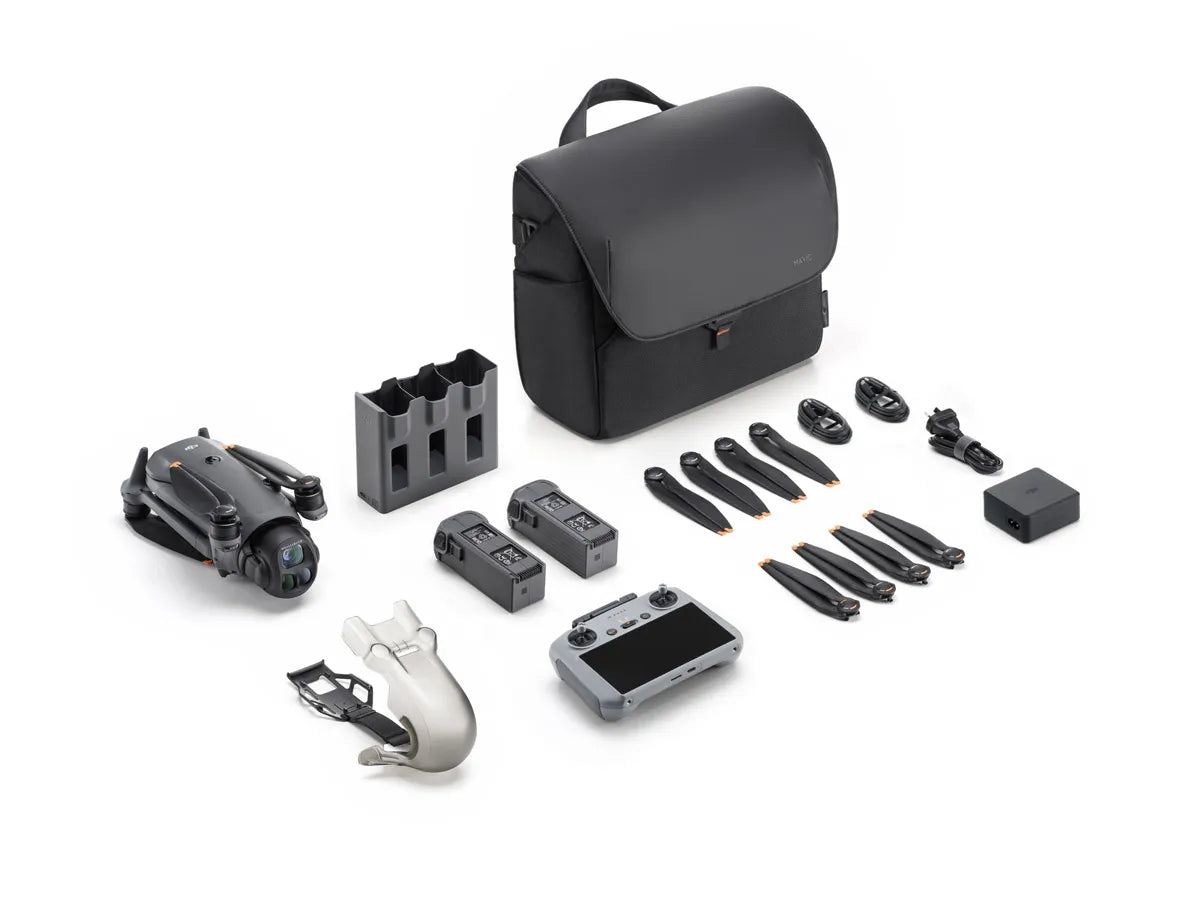 DJI Mavic 4 Pro Fly More Combo