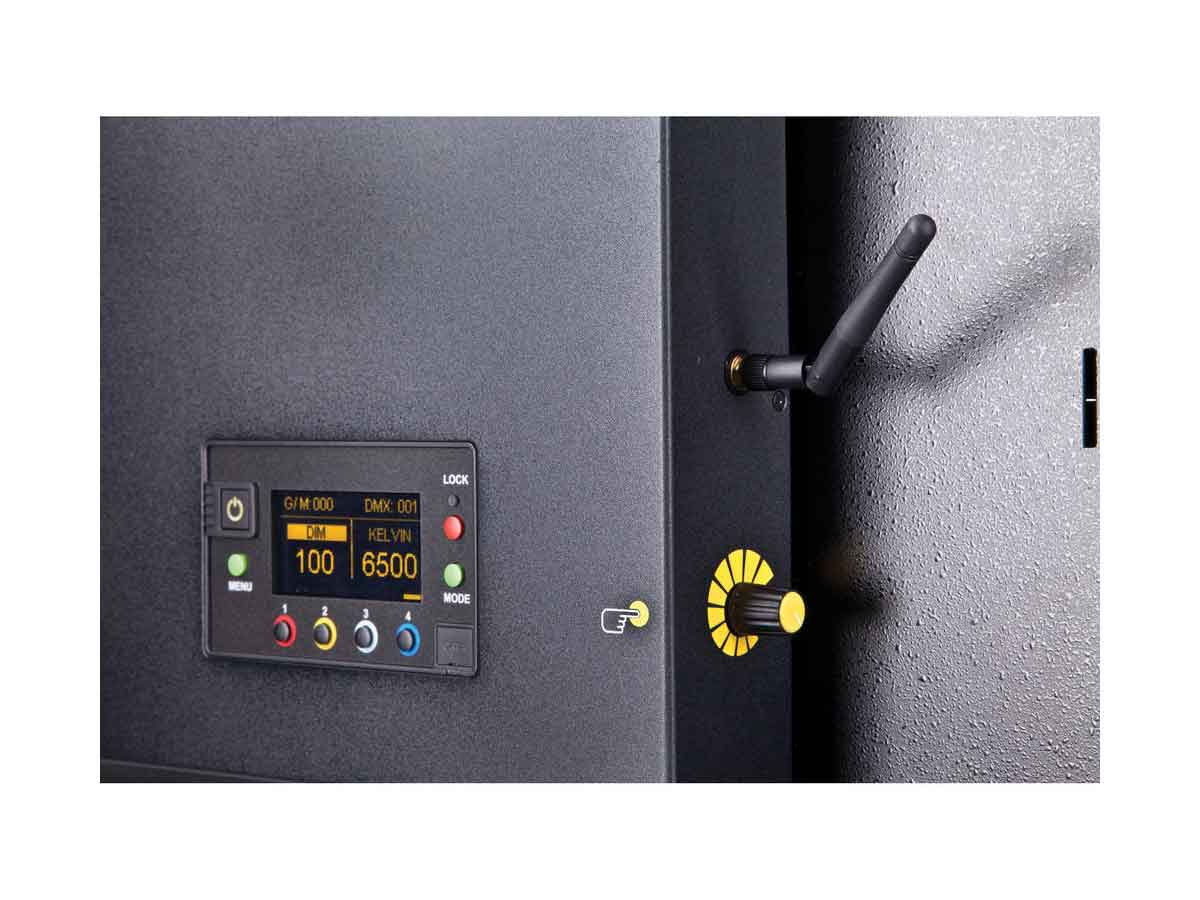 Kino Flo IMG-L40 Image L40 LED DMX Panel Light - Yoke Mount