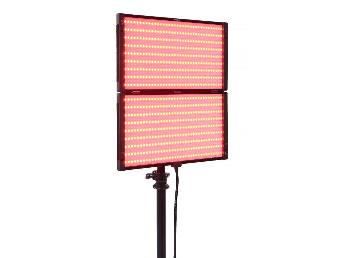 Nanlite PavoSlim 240C LED RGBWW Panel