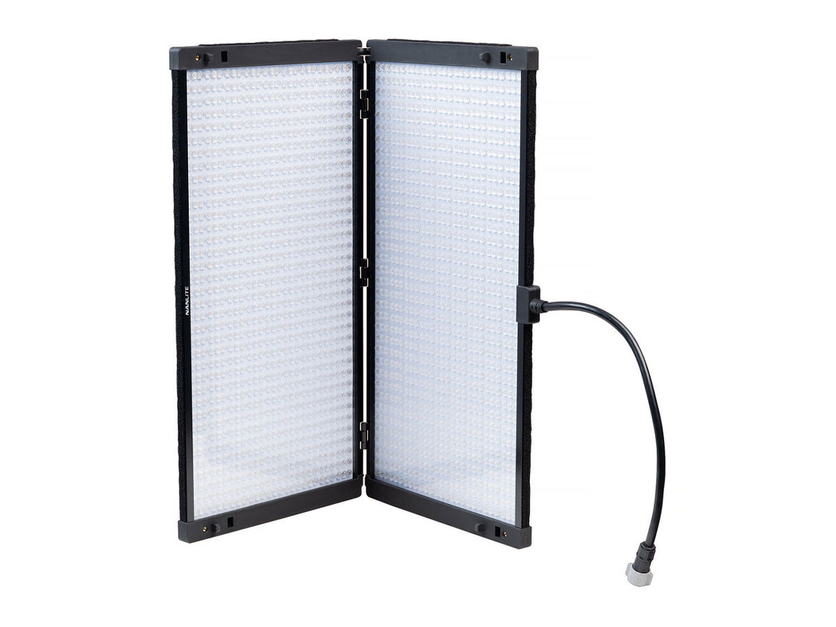 Nanlite PavoSlim 240C LED RGBWW Panel
