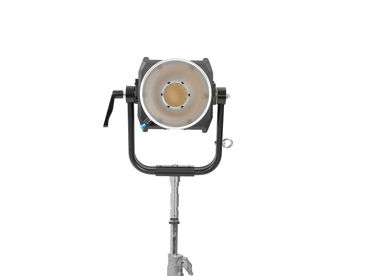 Nanlux Evoke 900C LED RGBLAC Spot Light (With Fresnel Lens and Flight Case)