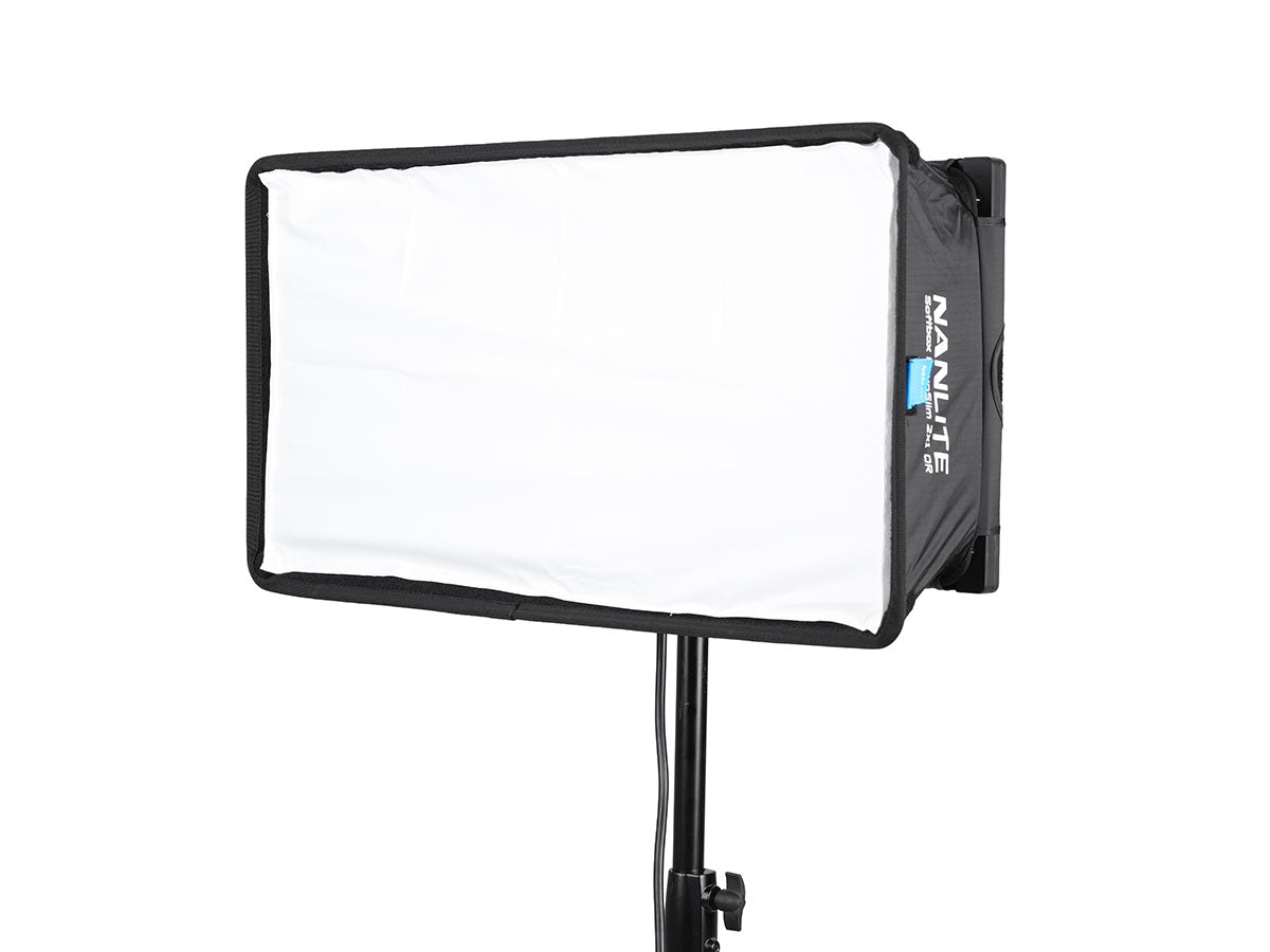 Nanlite PavoSlim 120C LED RGBWW Panel