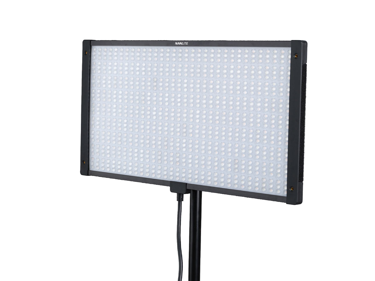 Nanlite PavoSlim 120C LED RGBWW Panel