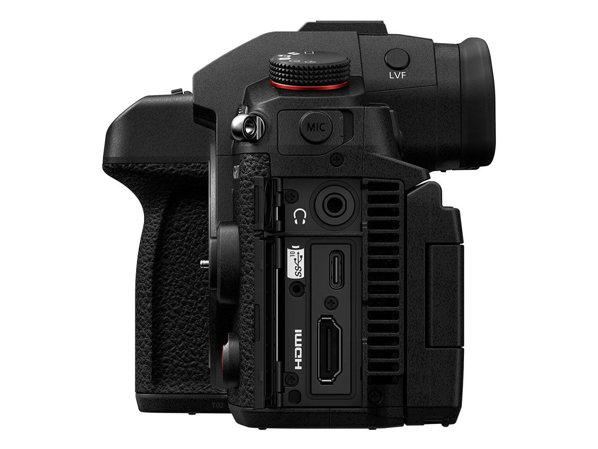 Panasonic LUMIX GH7 - (with Leica 12-60mm f/2.8-4 Lens)"
