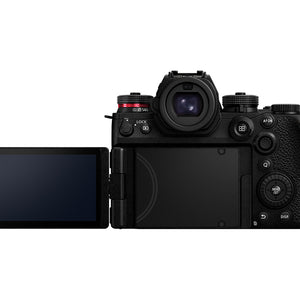 Panasonic Lumix S1R II + 24-105mm f/4 Lens Kit"