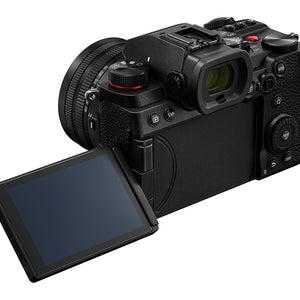 Panasonic Lumix S5D (with 18-40mm Lens)