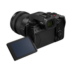 Panasonic LUMIX S5iiX (with Lumix S 20-60mm F3.5-5.6)"
