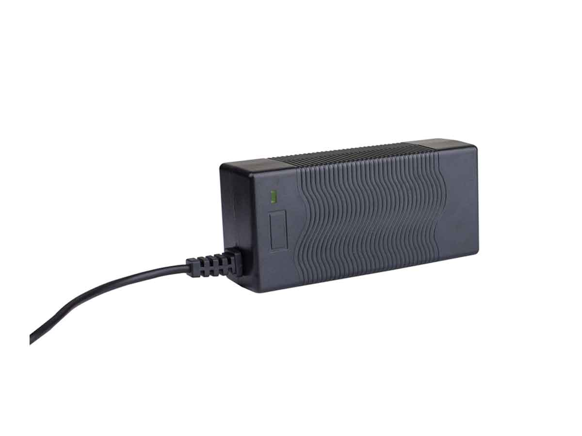 Swit Portable D-Tap Socket Fast Charger PC-U130B