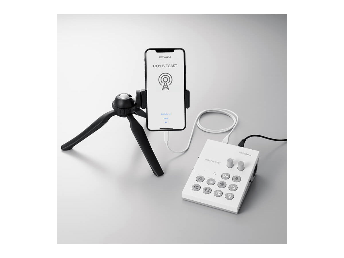 Roland GO:LIVECAST Livestreaming Studio for Smartphones