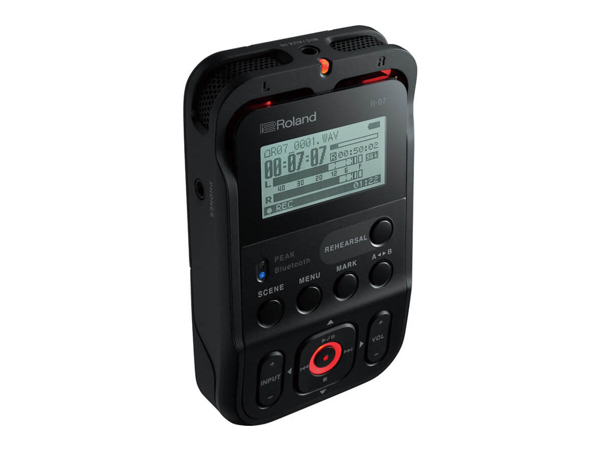 Roland R-07 High-Resolution Audio Recorder - Black