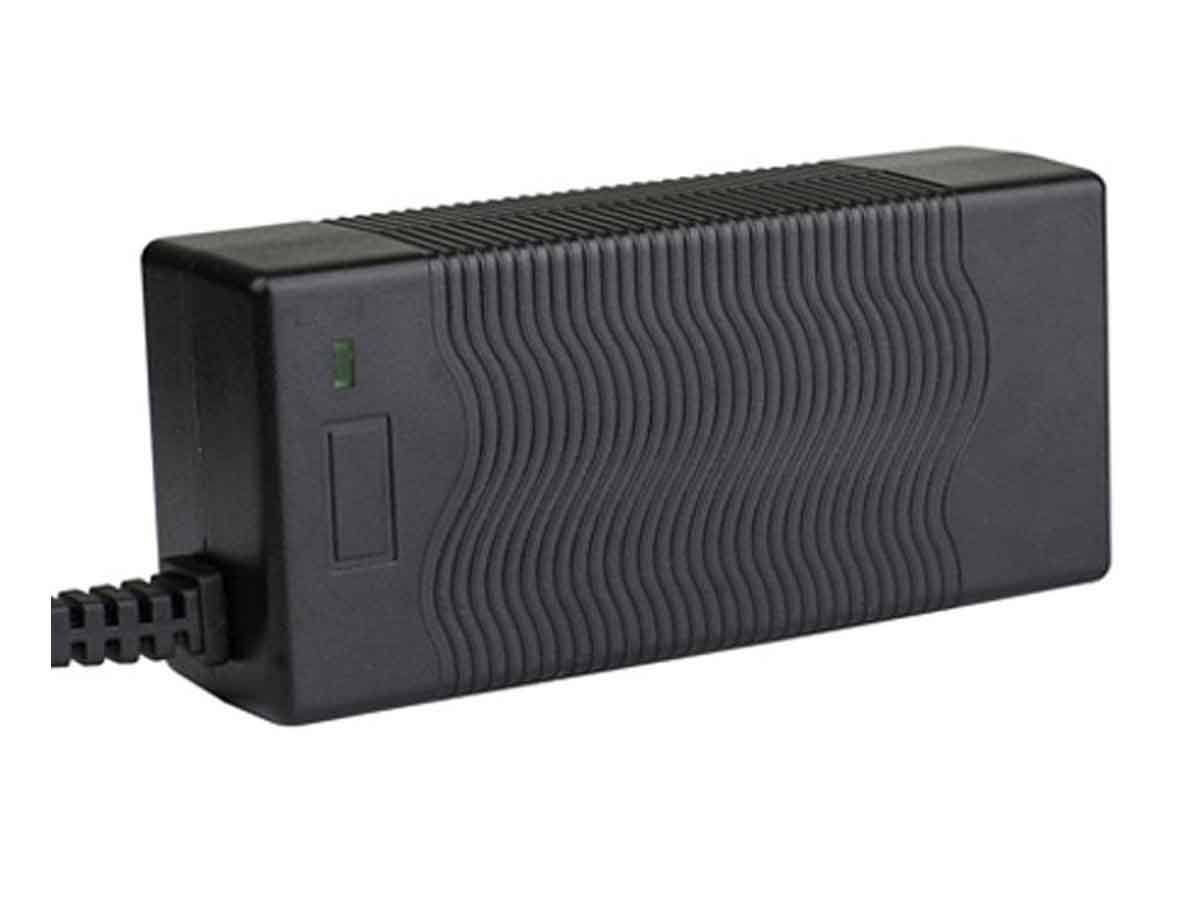 Swit Portable Gold Mount Battery Charger PC-U130A